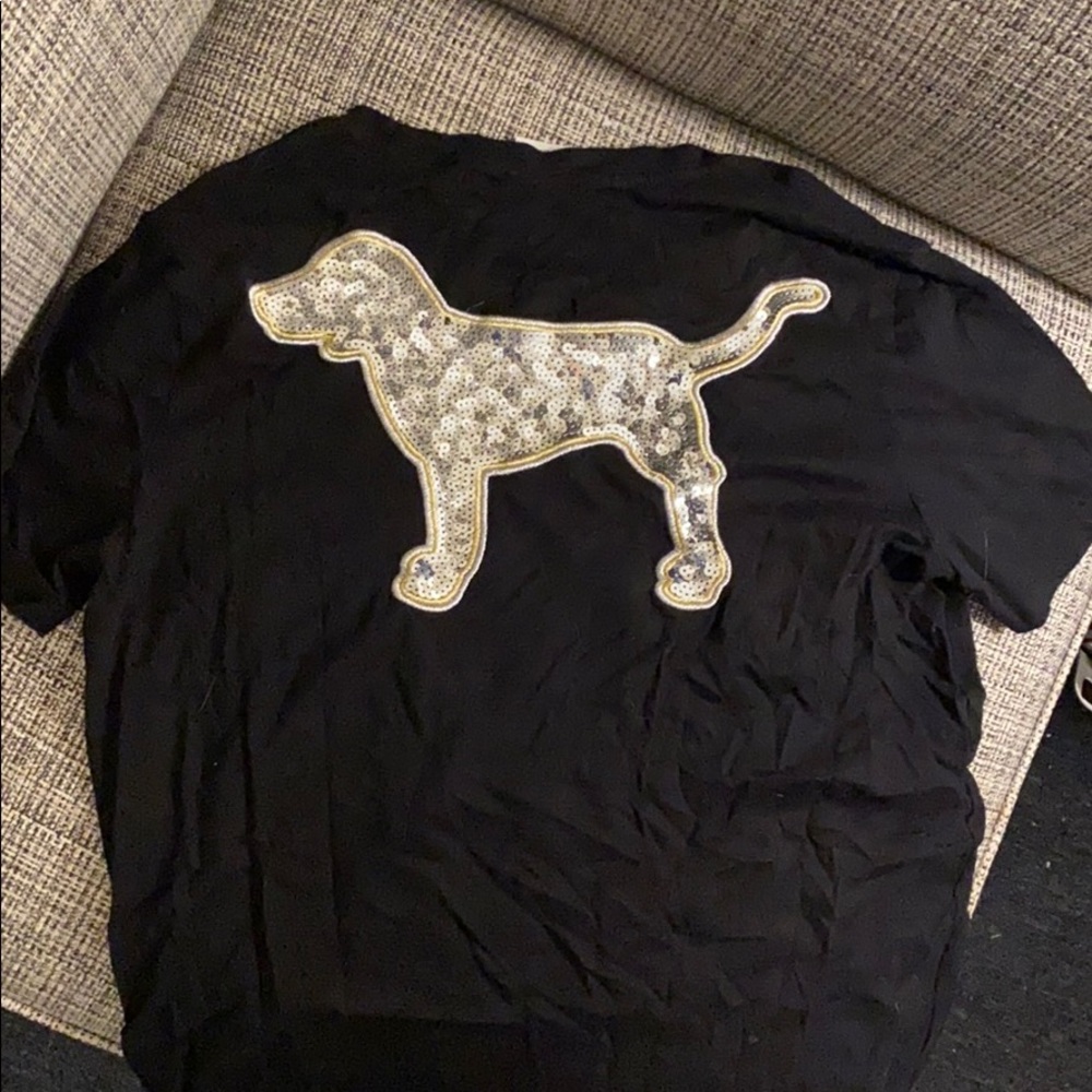 VS Pink Sequin Dog Campus pocket tee
